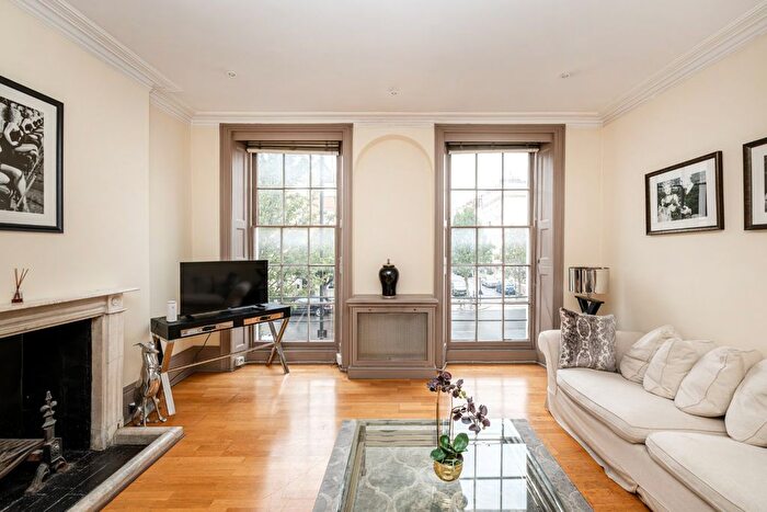 2 Bedroom Flat For Sale In Eaton Terrace, London, SW1W