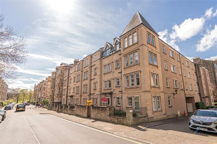 2 Bedroom Flat For Sale In / Lauriston Gardens, Edinburgh, EH3