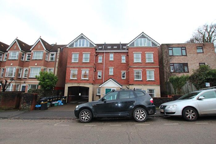 2 Bedroom Apartment To Rent In Hampton Road- Redland, BS6