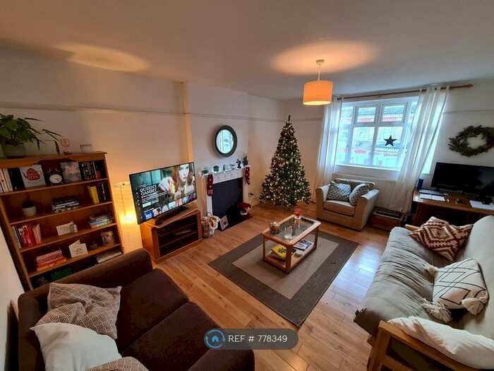 1 Bedroom Flat To Rent In Severus Road, London, SW11