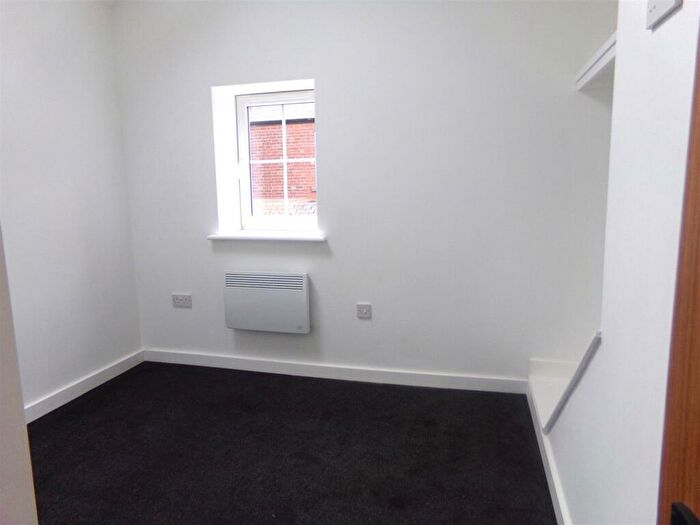 1 Bedroom Flat For Sale In Estcourt Street, Goole, DN14