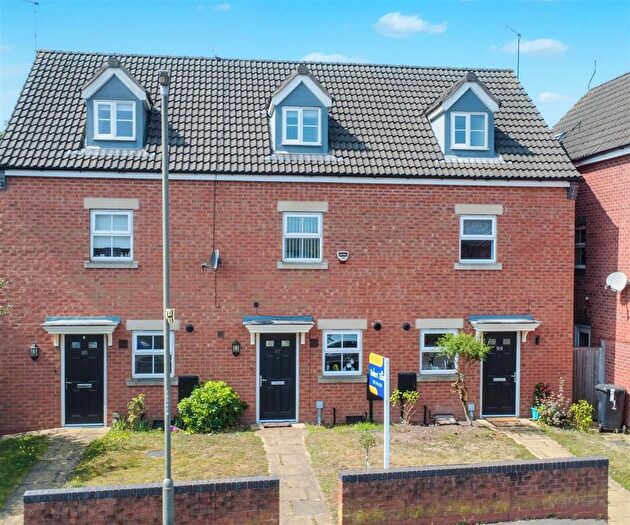 3 Bedroom Terraced House For Sale In Hawthorne Avenue, Long Eaton, NG10