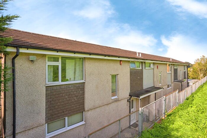 3 Bedroom End Of Terrace House For Sale In Thirlmere Gardens, Derriford, Plymouth, Devon, PL6