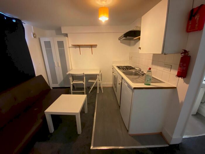 Studio To Rent In Camden Road, London, N7