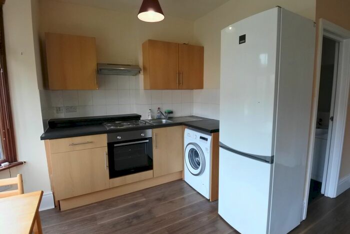 1 Bedroom Flat To Rent In Somerton Road, Cricklewood, NW2