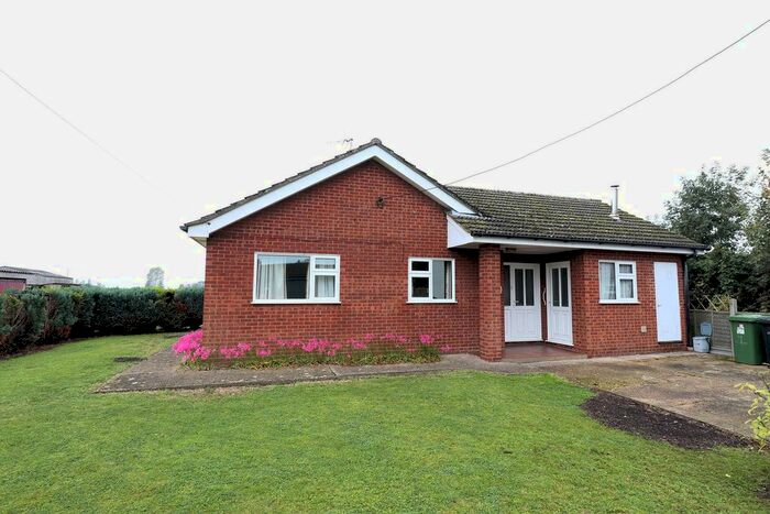 2 Bedroom Detached Bungalow To Rent In Lynn Road, Southery, PE38