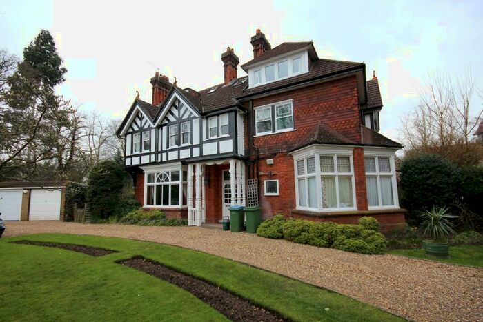 3 Bedroom Apartment To Rent In Portmore Park Road, KT13