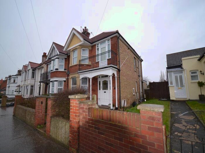 1 Bedroom Maisonette To Rent In Freeland Road, Clacton-On-Sea CO15