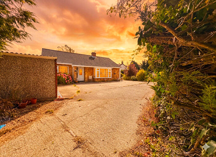 2 Bedroom Detached Bungalow For Sale In Fen Road, Warboys Road, Pidley, PE28