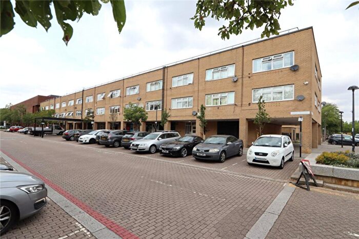 Apartment For Sale In Silbury Boulevard, Central Milton Keynes, MK9