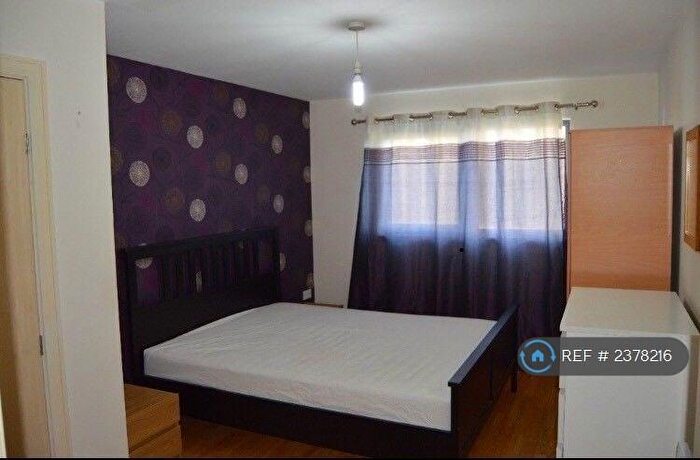 2 Bedroom Flat To Rent In Churchill Way, Cardiff, CF10
