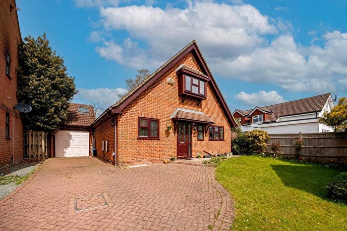 4 Bedroom Detached House For Sale In The Farthings, Crowborough, TN6