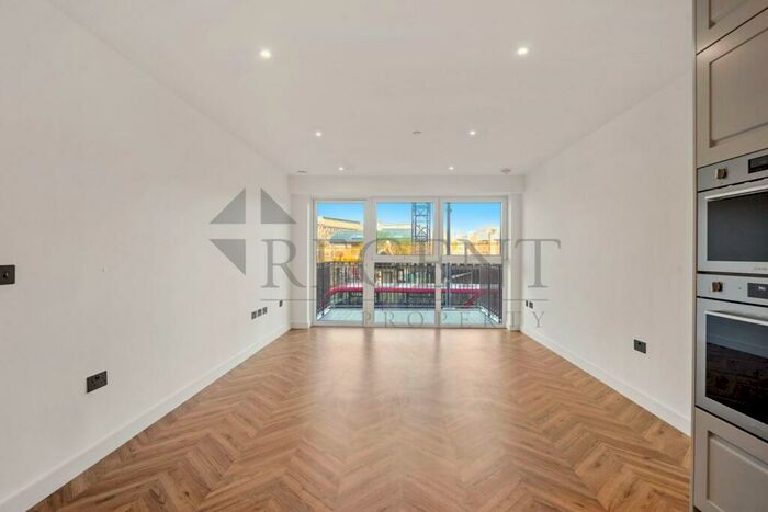 2 Bedroom Apartment To Rent In Tryon House, Brook Street, KT1