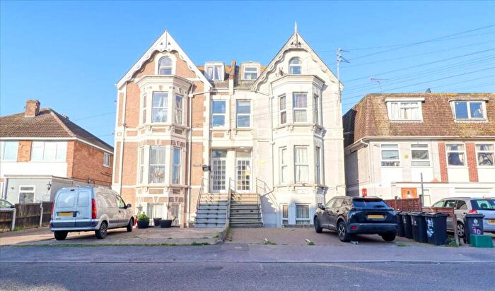 10 Bedroom Semi Detached House For Sale In Penfold Road, Clacton On Sea, CO15
