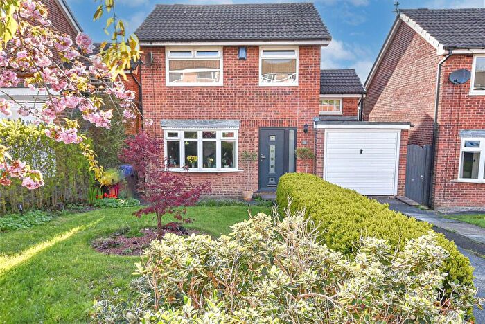 4 Bedroom Detached House For Sale In Stock Grove, Milnrow, Rochdale, Greater Manchester, OL16