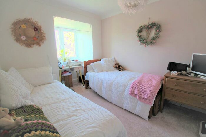 3 Bedroom Detached House For Sale In Worthing Mews, Clacton-on-Sea, CO15