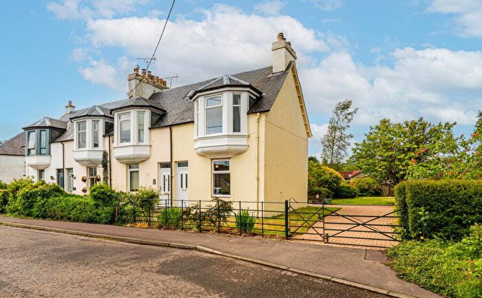 2 Bedroom End Of Terrace House For Sale In Glenorchy Cottages, Braco, FK15