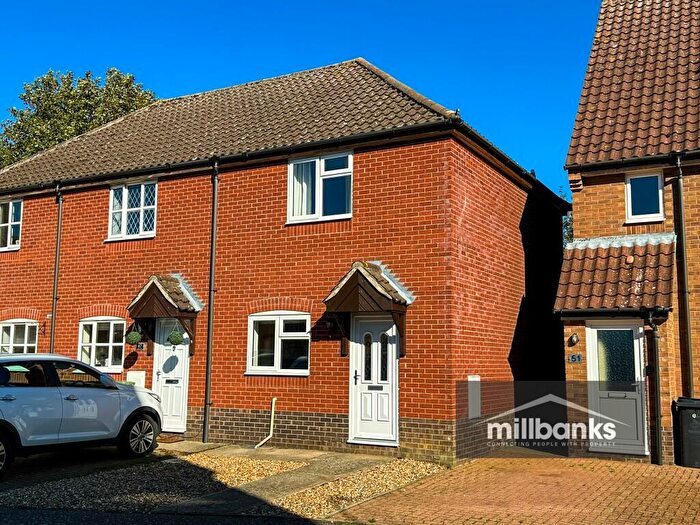 2 Bedroom End Of Terrace House For Sale In Yew Tree Road, Attleborough, Norfolk, NR17
