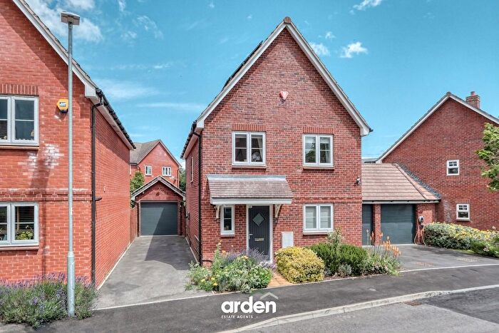 4 Bedroom Detached House For Sale In Partletts Way, Powick, WR2