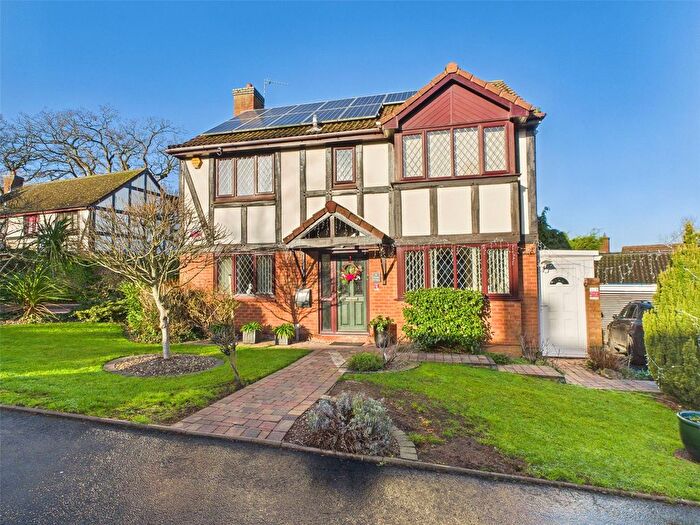 4 Bedroom Detached House For Sale In Cover Green, Home Meadow, Worcester, Worcestershire, WR4