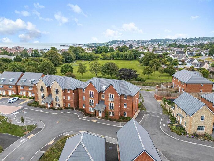 2 Bedroom Apartment For Sale In Rawlings Close, Compass Point, Swanage, BH19 - Photo 6