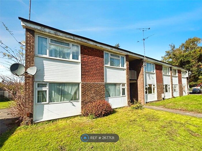 2 Bedroom Flat To Rent In Fulmead Road, Reading, RG30