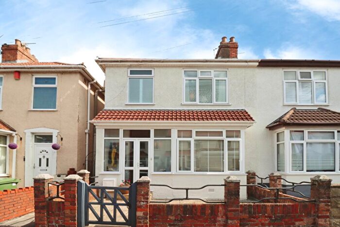 3 Bedroom Semi-Detached House For Sale In King Street, Kingswood, Bristol, BS15