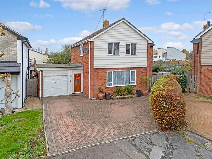 4 Bedroom Detached House For Sale In Bridon Close, East Hanningfield, Chelmsford, Essex, CM3