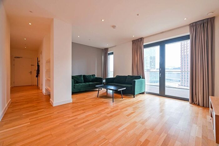 3 Bedroom Flat To Rent In East Village, Stratford, London, E20