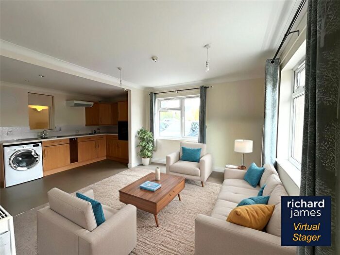 2 Bedroom Flat For Sale In Stanton Lodge, Kingsdown Road, South Marston, SN3