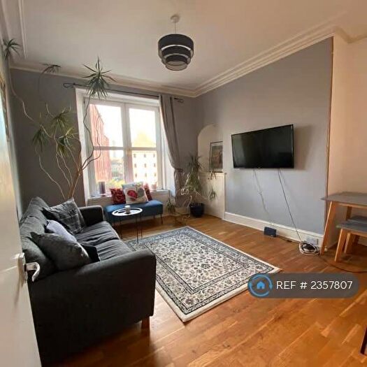 2 Bedroom Flat To Rent In Skene Square, Aberdeen, AB25