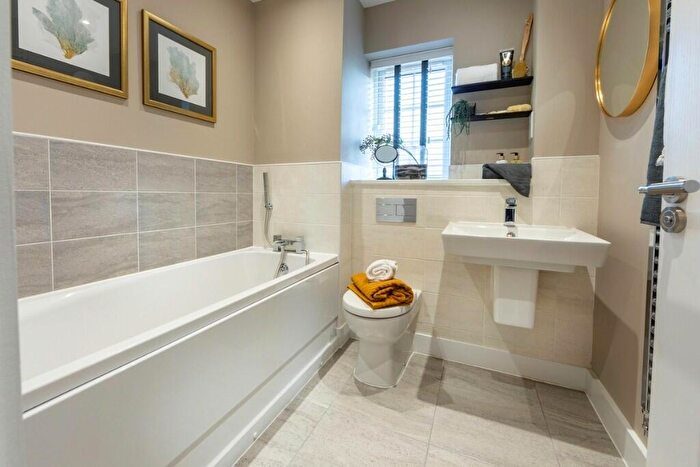 4 Bedroom Detached House For Sale In Mendham Lane, Harleston, Norfolk, IP20
