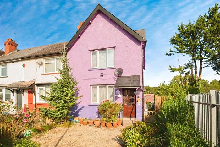 2 Bedroom Terraced House For Sale In Snowden Road, Cardiff, CF5