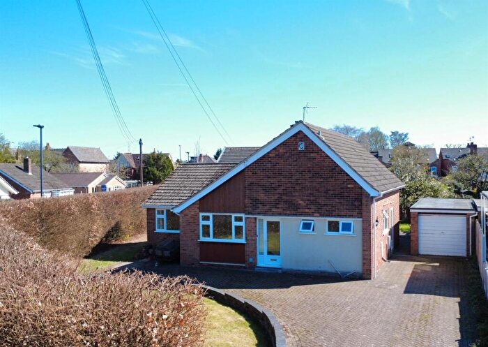 3 Bedroom Detached Bungalow For Sale In Hope Avenue, Mickleover, Derby, DE3