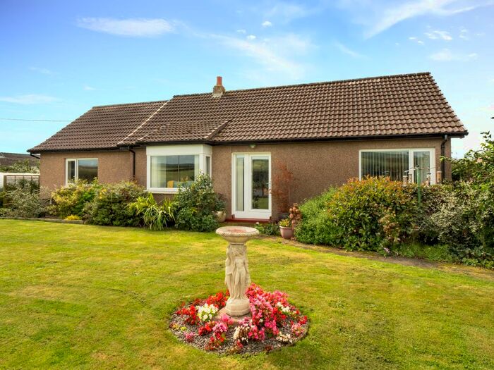 3 Bedroom Bungalow For Sale In Warrenhill Road, Collin, Dumfries, DG1
