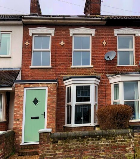 3 Bedroom Terraced House To Rent In Queen Street, Leighton Buzzard, LU7