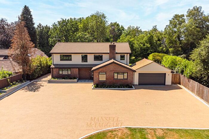 5 Bedroom Detached House For Sale In Domewood, Copthorne, RH10