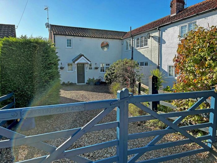 4 Bedroom Cottage For Sale In Stanfield, NR20