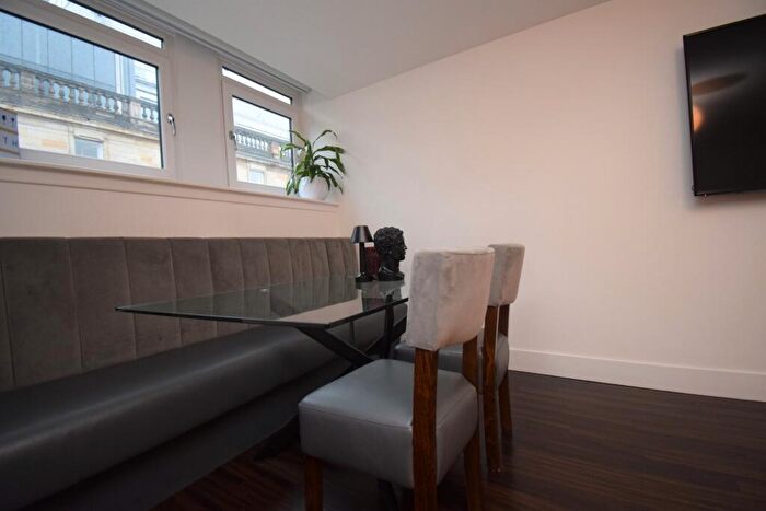 1 Bedroom Flat To Rent In South Frederick Street, Flat /, City Centre, Glasgow, G1