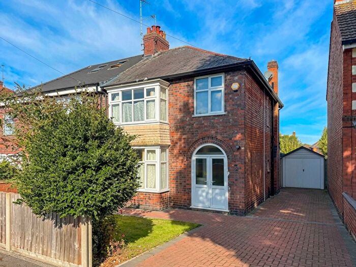 3 Bedroom Semi Detached House For Sale In Evington Drive, Leicester, LE5