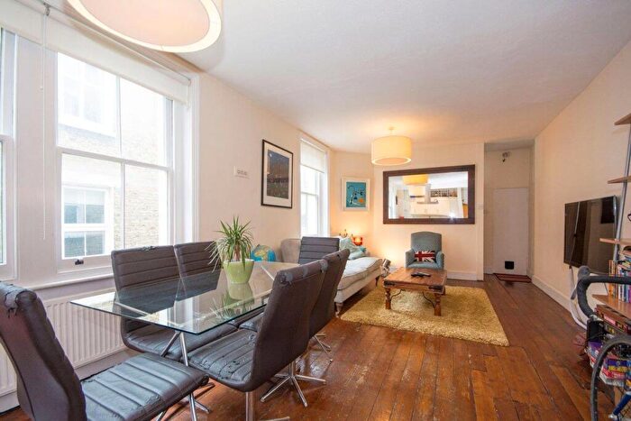 3 Bedroom Flat To Rent In Latchmere Road, Battersea, SW11