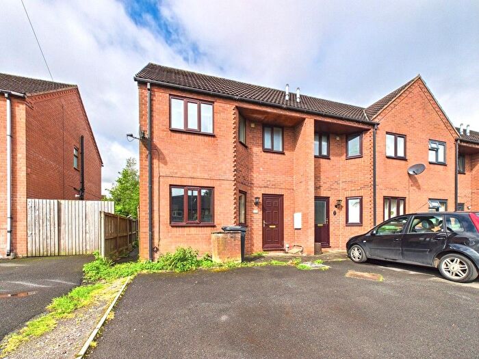 2 Bedroom Town House For Sale In Victoria Court, Victoria Road, Market Drayton, Shropshire, TF9