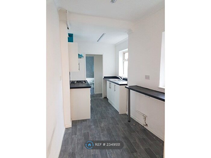3 Bedroom End Of Terrace House To Rent In Wilkinson Street, Warrington, WA2