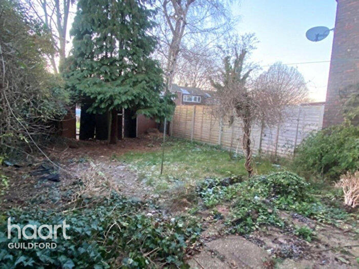 3 Bedroom Terraced House For Sale In Bracklesham Close, Farnborough, GU14