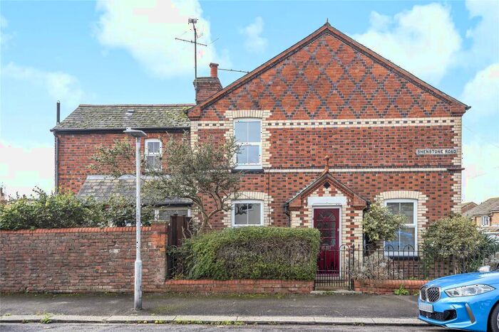 3 Bedroom End Of Terrace House To Rent In Shenstone Road, Reading, Berkshire, RG2