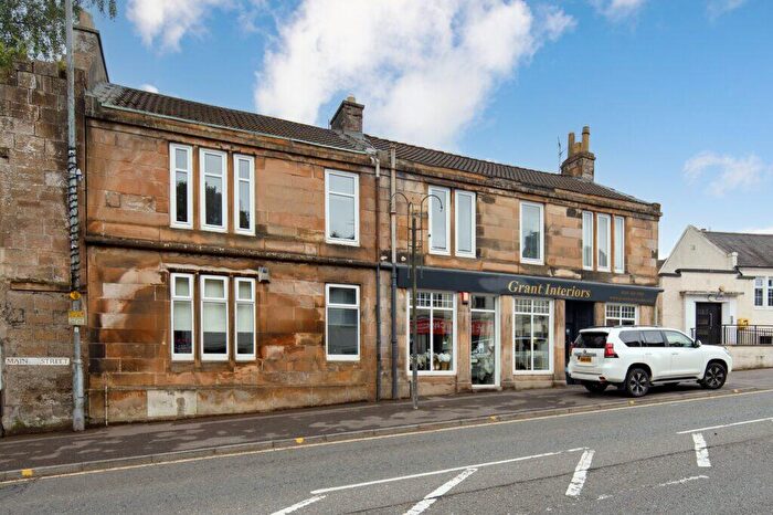 3 Bedroom Flat For Sale In Main Street, Busby, G76