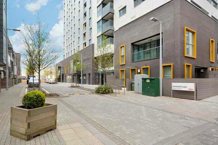 1 Bedroom Flat To Rent In Bessemer Place, London, SE10