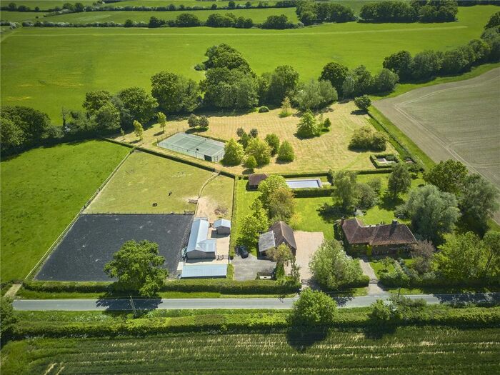 5 Bedroom Detached House For Sale In Southernden Road, Egerton, Kent, TN27