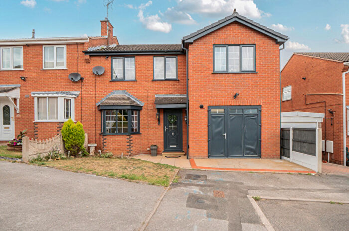 5 Bedroom Semi-Detached House For Sale In The Peak, Shirebrook, Mansfield, NG20