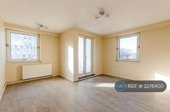 2 Bedroom Flat To Rent In Puteaux House, London, E2